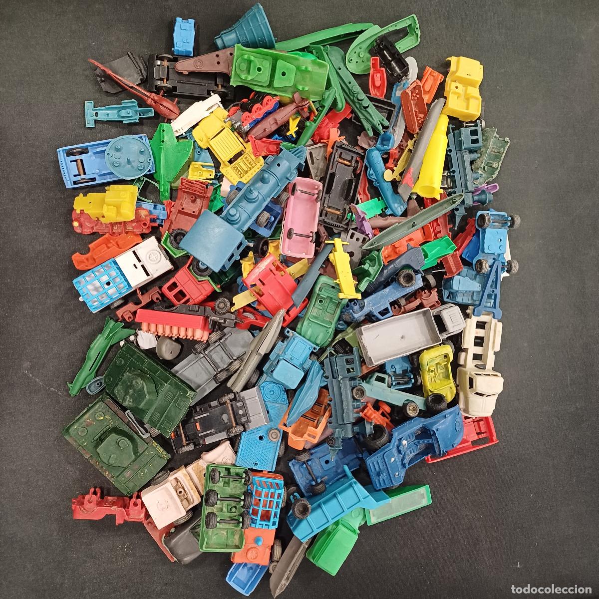 Figuras de Borracha e PVC: MONTAPLEX/SIMILAR/LOTE DE VEHICULOS INCOMPLETOS.