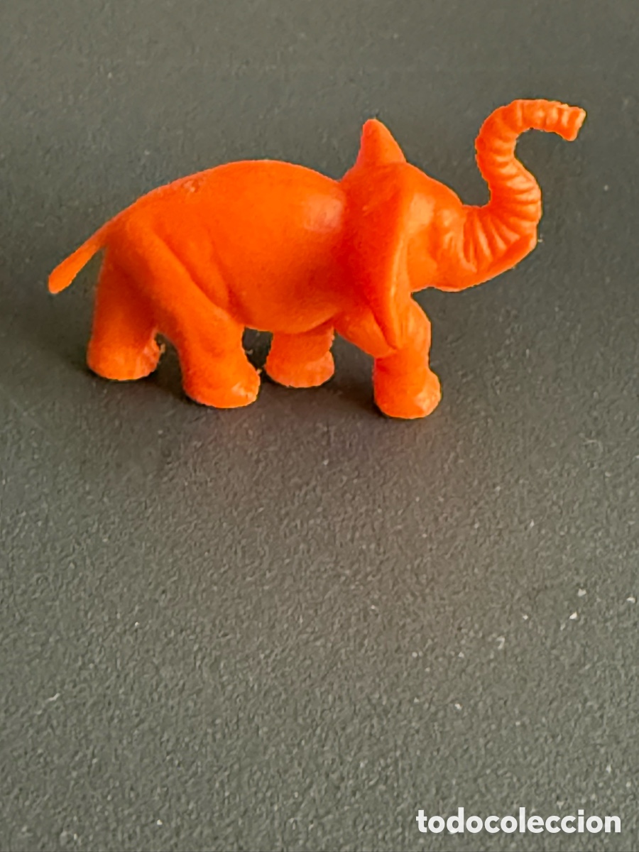 Figuras de goma y PVC: DUNKIN. ELEFANTE. Naranja - Foto 2