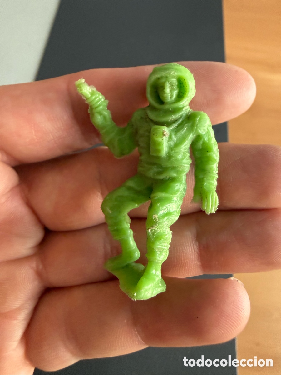 Figuras de goma y PVC: ASTRONAUTA. COSMONAUTA. HELADOS CAMY