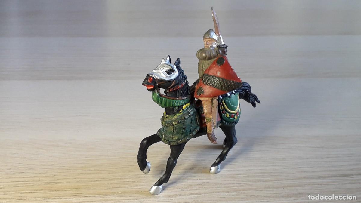 Figure di Gomma e PVC: Caballero del Rey Arturo / Ricardo Coraz&oacute;n de Le&oacute;n # 175, goma, Reamsa Spain, original a&ntilde;os 50-60.