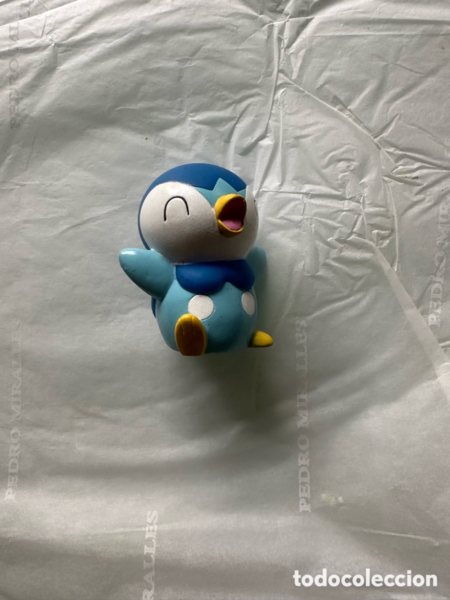 Gummi- und PVC-Figuren: Pokemon Bandai / Nintendo Finger Puppet Piplup 2006