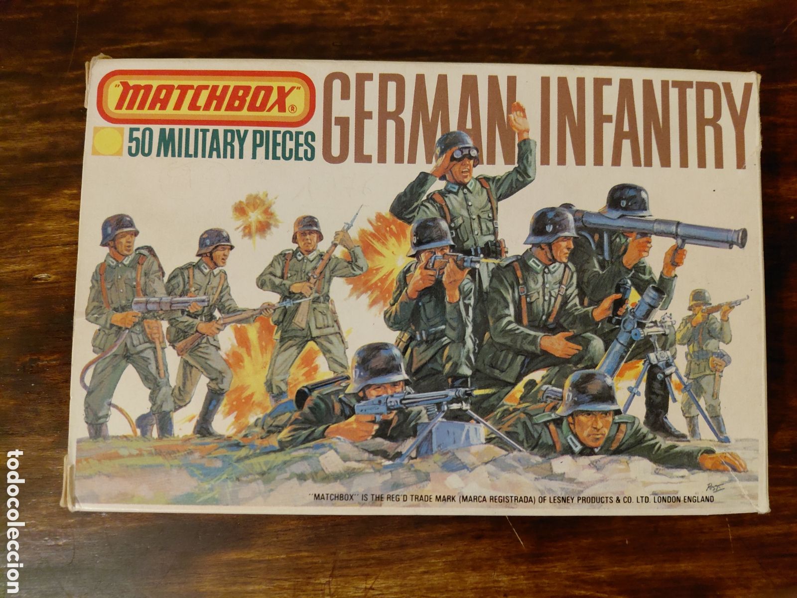 Gummi- und PVC-Figuren: CAJA GERMAN INFANTRY, MATCHBOX, 1975