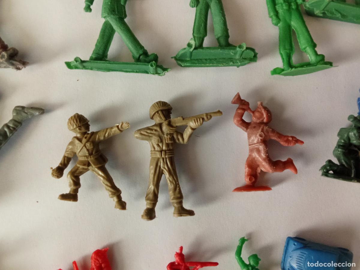 Figuras de goma y PVC: Lote variado figuras Montaplex - Foto 3