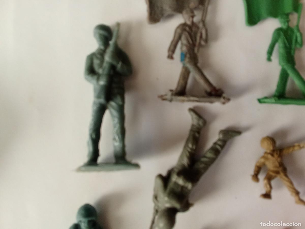 Figuras de goma y PVC: Lote variado figuras Montaplex - Foto 4