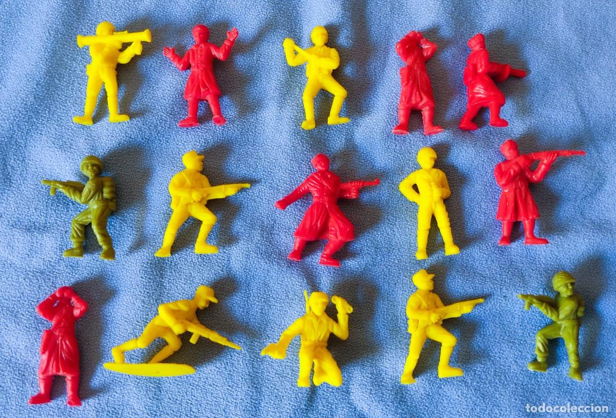 Figuras de goma y PVC: LOTE DE 15 SOLDADITOS DUNKIN AMERICANOS RUSOS Y JAPONESES ORIGINALES A&Ntilde;OS 70