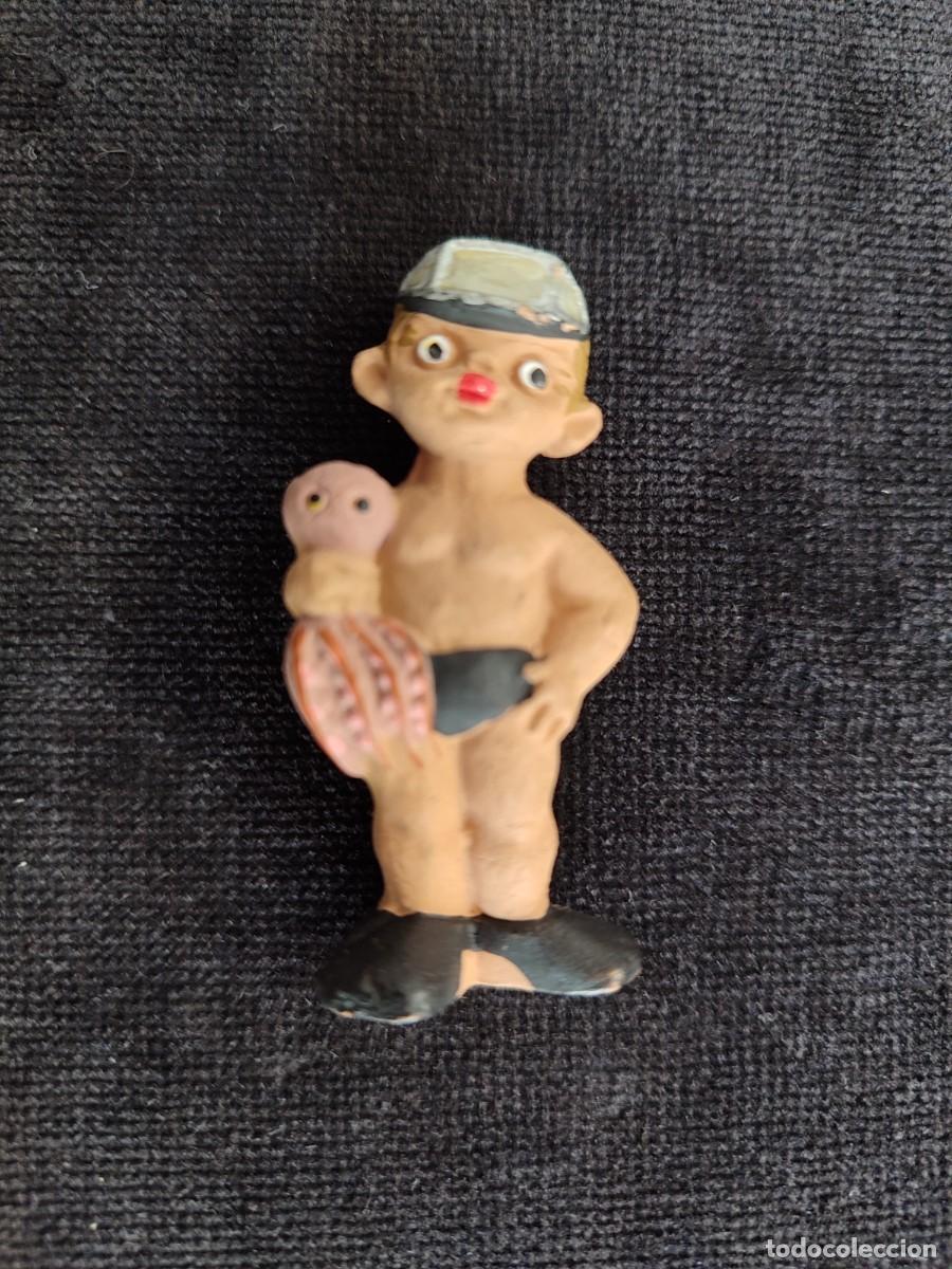 Rubber and PVC Figures: BUCEADOR, PESCADOR CON PULPO. ALBOROX, FIGURA TERRACOTA, A&Ntilde;OS 70