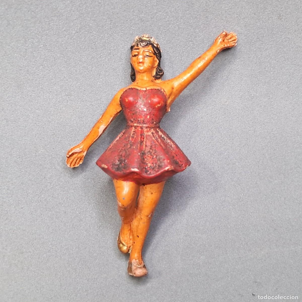Figuras de goma y PVC: Antigua figura del Gran Circo Dir y Dor de JECSAN, Bailarina equilibrista, a&ntilde;os 50 - 60