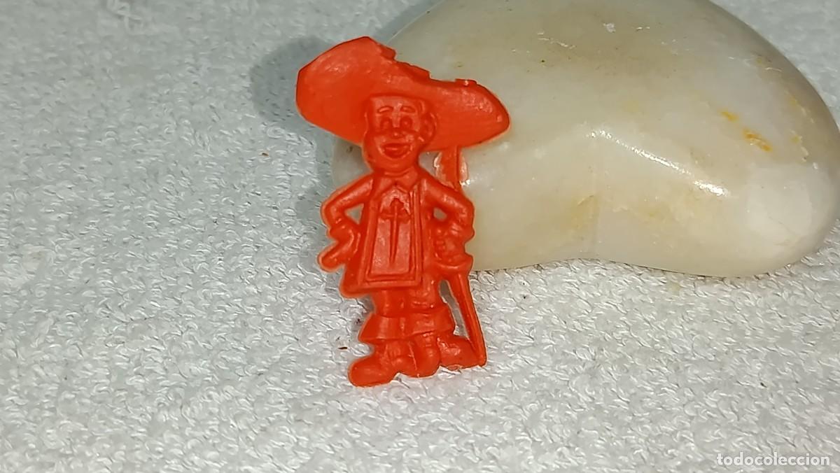 Figuras de Borracha e PVC: DUNKIN : ANTIGUA PIN DE PLASTICO CON ALFILER HANNA BARBERA PROMOCIONAL DE PIPAS JEM CHURRUCA A&Ntilde;OS 70