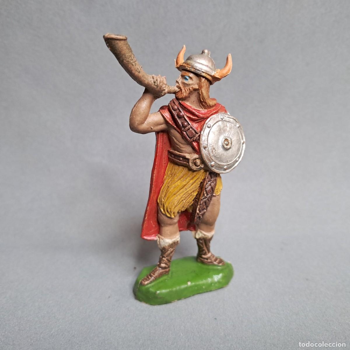 Rubber and PVC Figures: Antigua figura de la serie Vikingos de JECSAN, Vikingo de goma, conserva el casco, a&ntilde;os 50 - 60