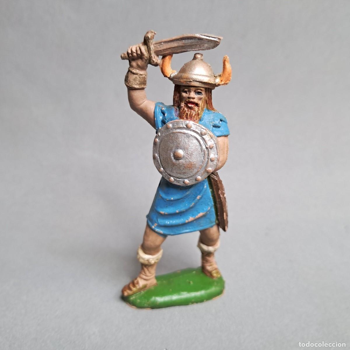 Figuras de goma y PVC: Antigua figura de la serie Vikingos de JECSAN, Vikingo de goma, conserva el casco, a&ntilde;os 50 - 60