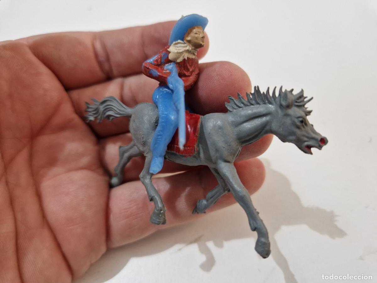 Figuras de goma y PVC: 2 figura goma pvc 4 cm cowboy vaquero far west caballo comansi jecsan pech