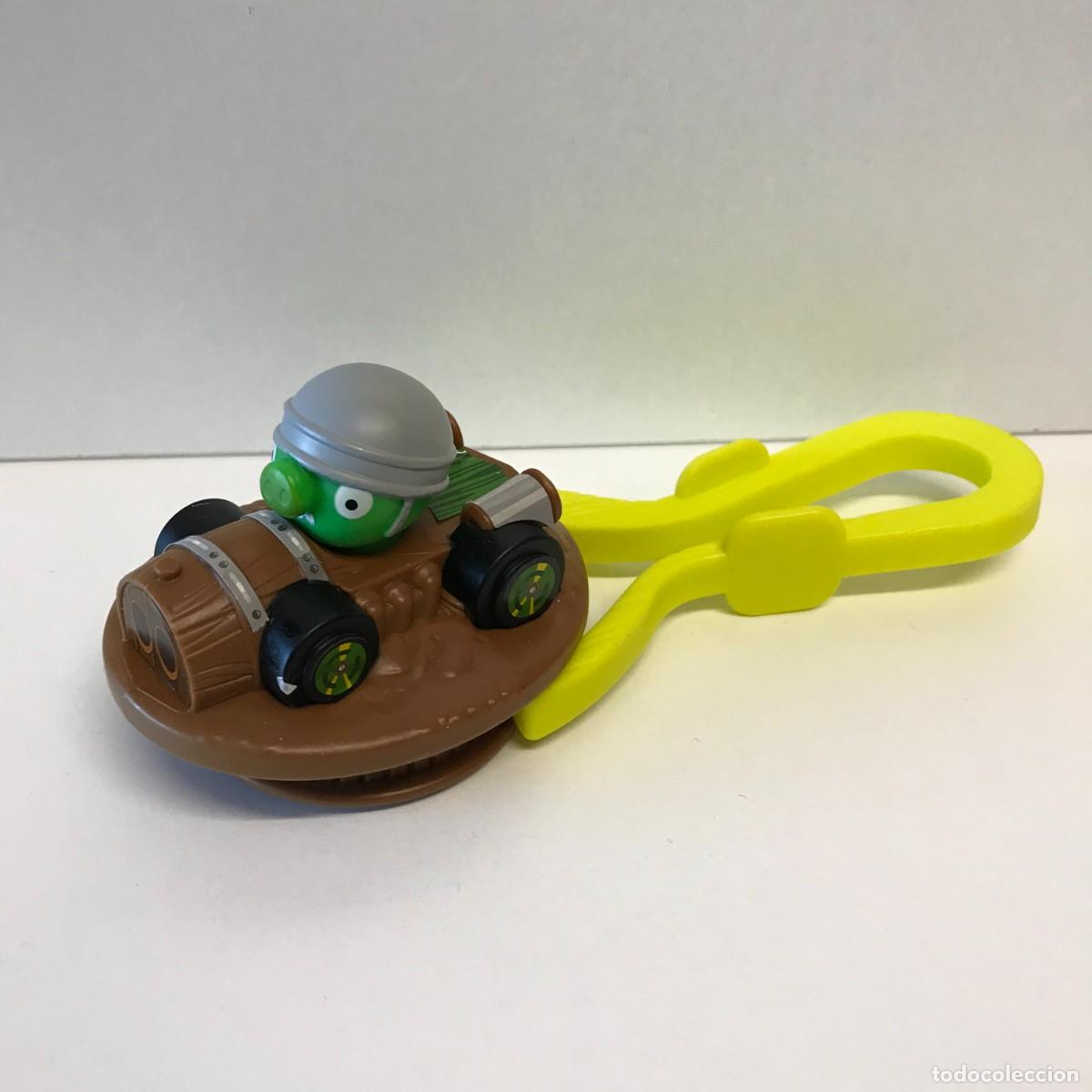 Figuras de goma y PVC: BURGER KING, ANGRY BIRDS, CERDITO VERDE