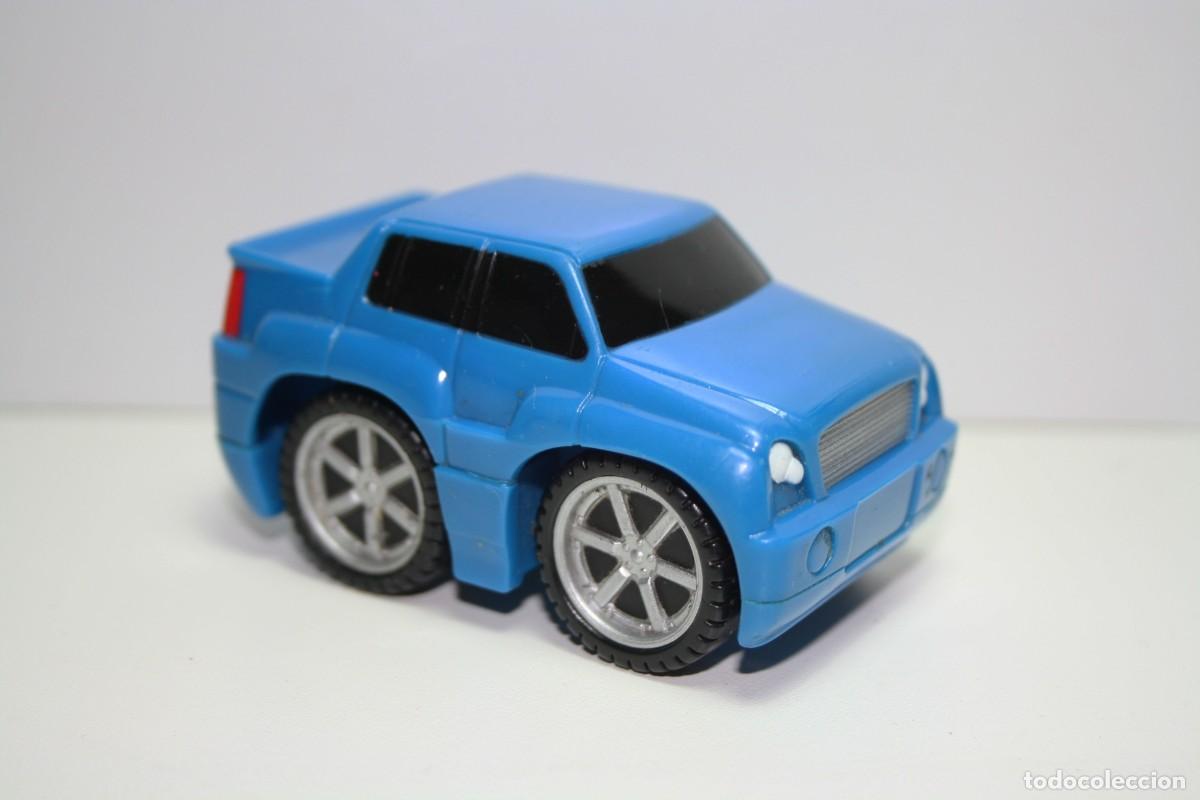 Figuras de goma y PVC: BURGER KING, CHUB CITY, COCHE AZUL