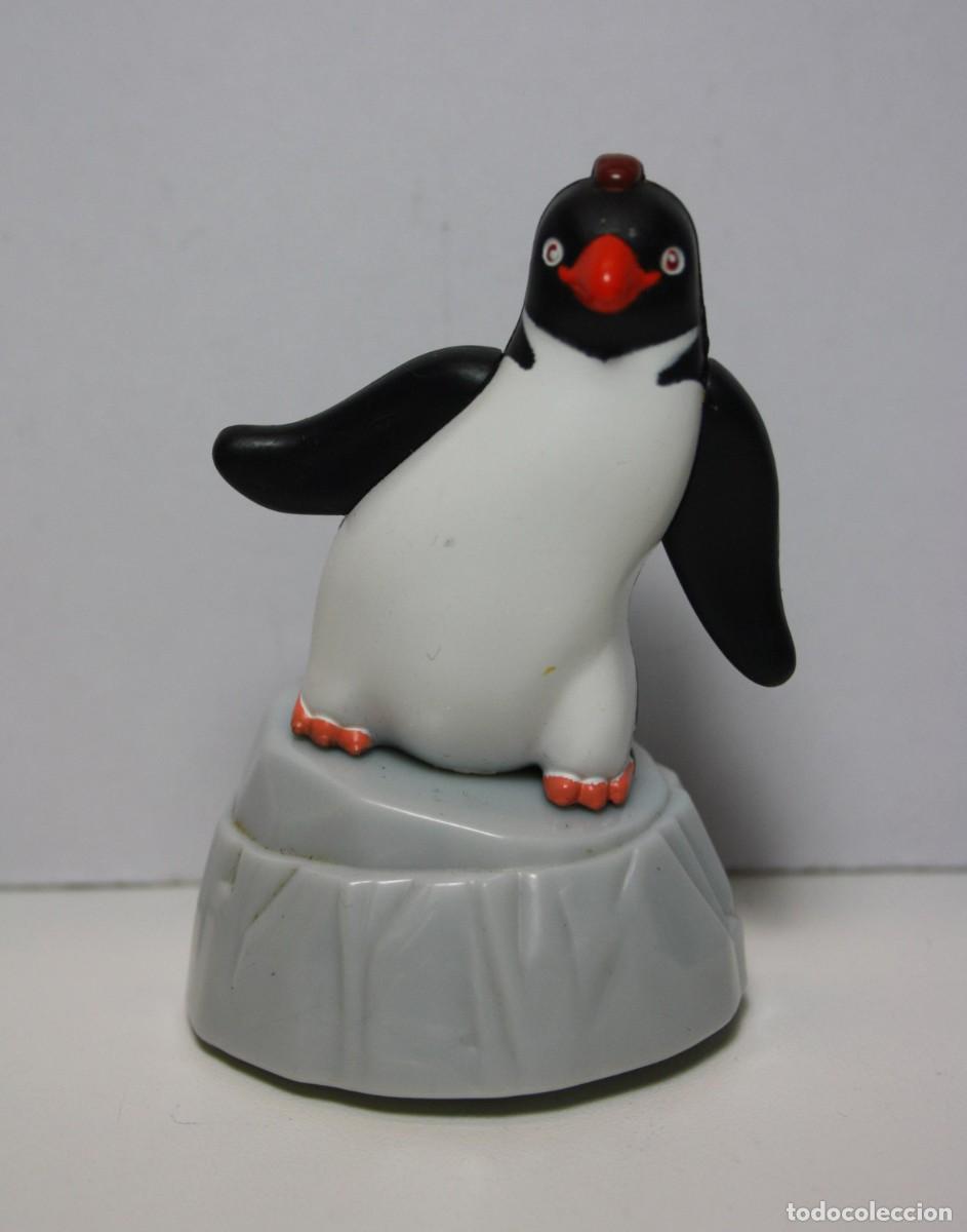 Figure di Gomma e PVC: BURGER KING, HAPPY FEET, PINGUINO
