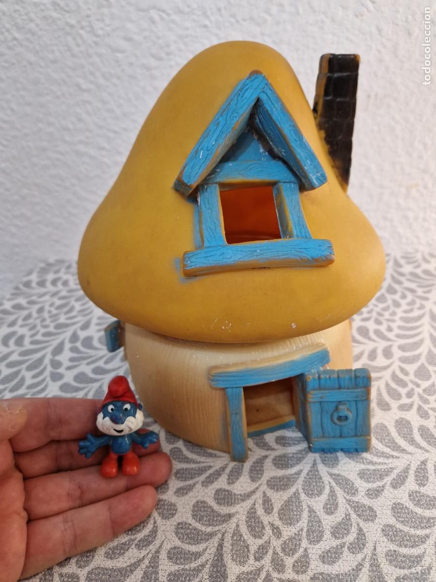 Figuras de goma y PVC: gran figura casa los pitufos seta juguetes Farmi goma pvc latex blando hueco y papa pitufo a&ntilde;os 80