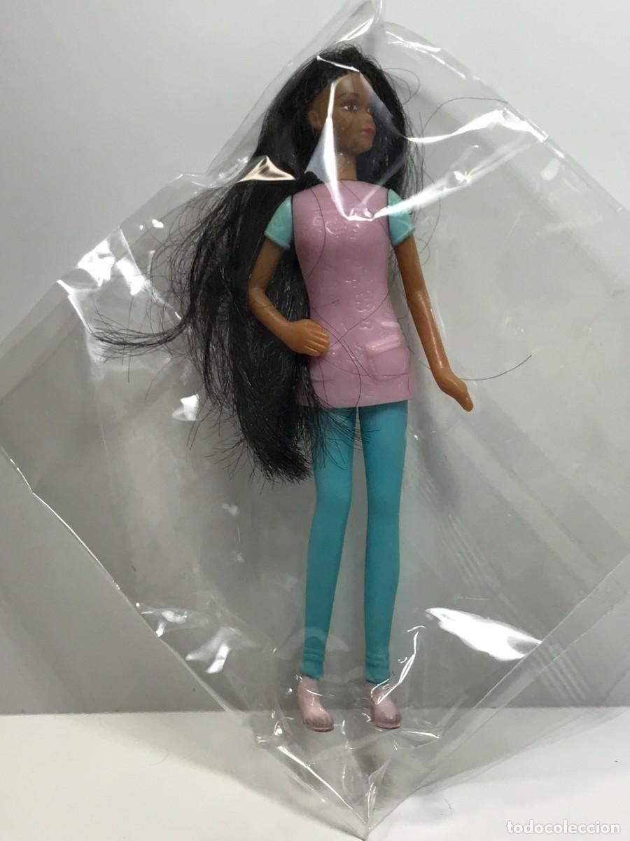 Figuras de Borracha e PVC: McDONALDS, BARBIE, GIRL FASHIONISTA (2)