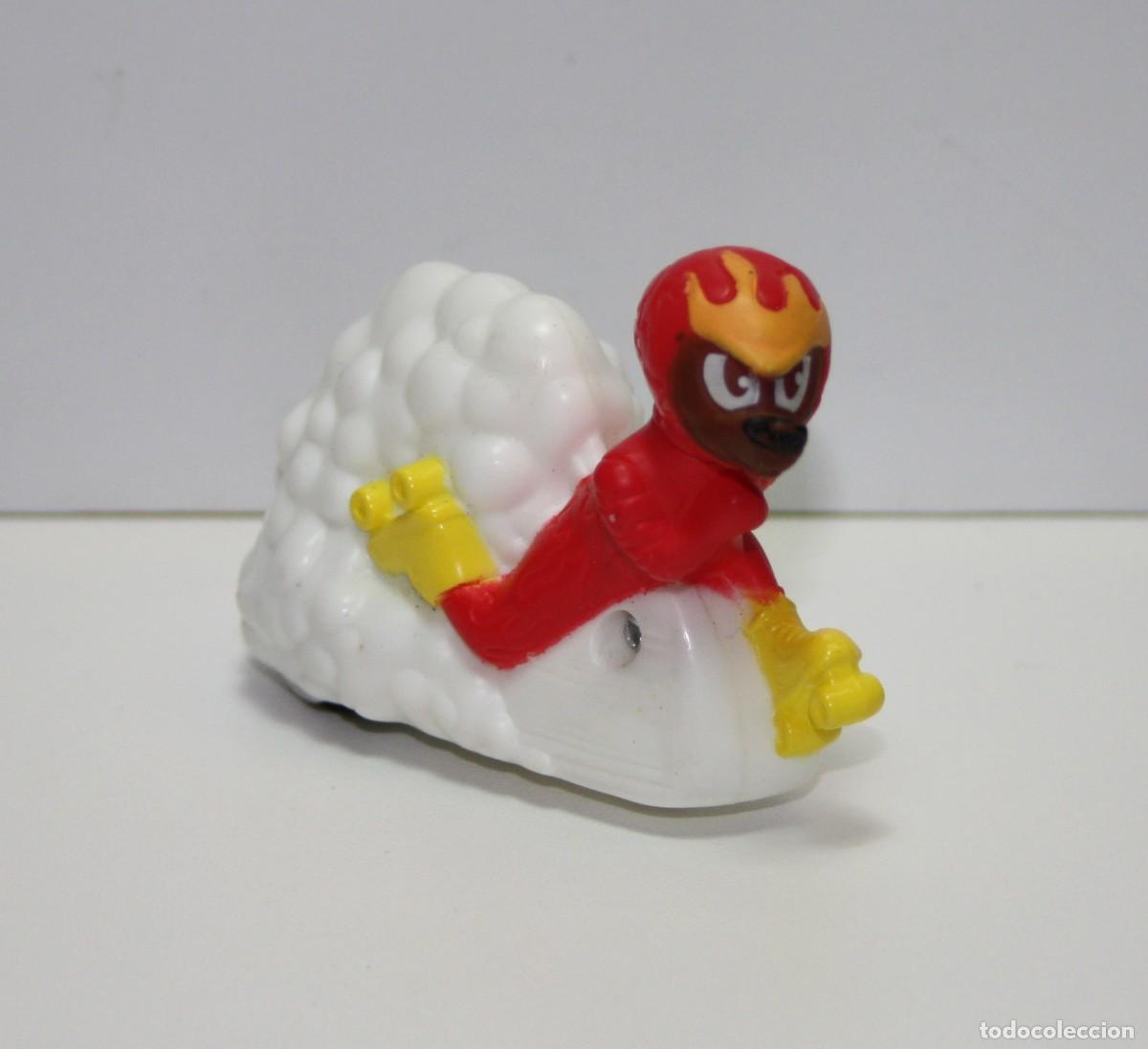 Figuras de goma y PVC: McDONALDS, MADAGASCAR 3, PERRO DE CIRCO