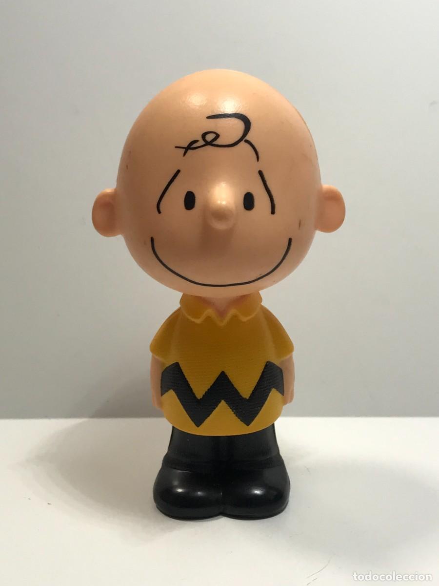 Figure di Gomma e PVC: McDONALDS, SNOOPY, CHARLIE BROWN (2)