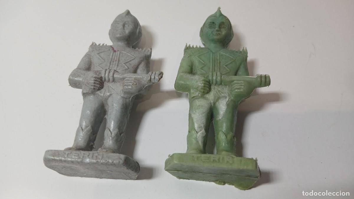 Figuras de goma y PVC: FIGURAS MONSTRUOS TERIN - Foto 3