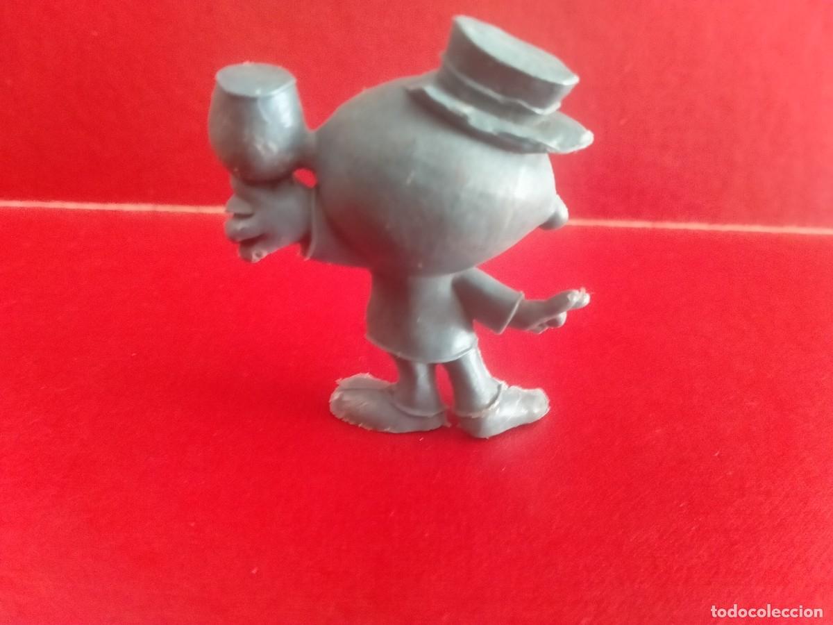 Figuras de goma y PVC: figura don pedrito de co&ntilde;ac - Foto 2