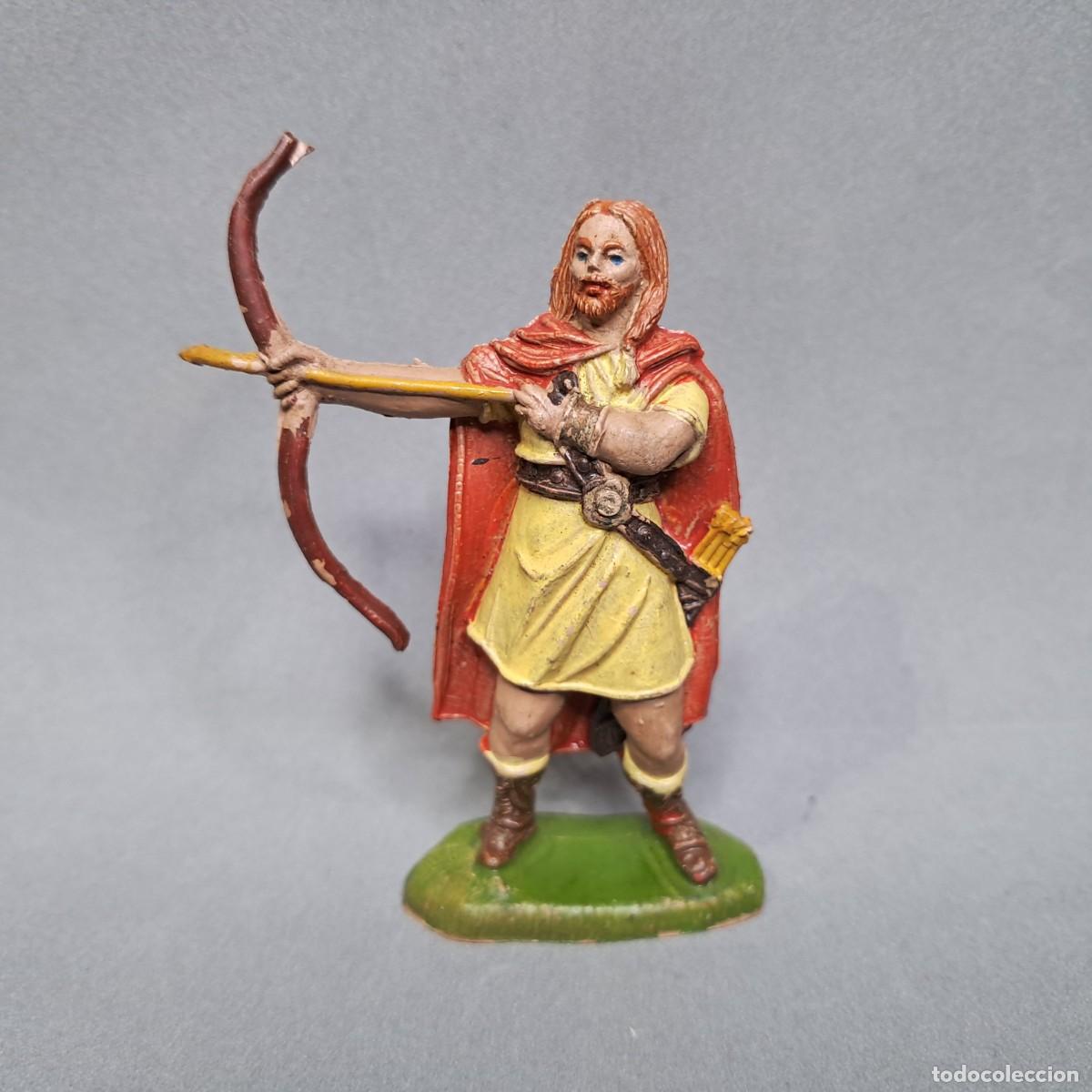 Figuras de goma y PVC: Antigua figura de la serie Vikingos de JECSAN, Vikingo de goma con arco, a&ntilde;os 50 - 60