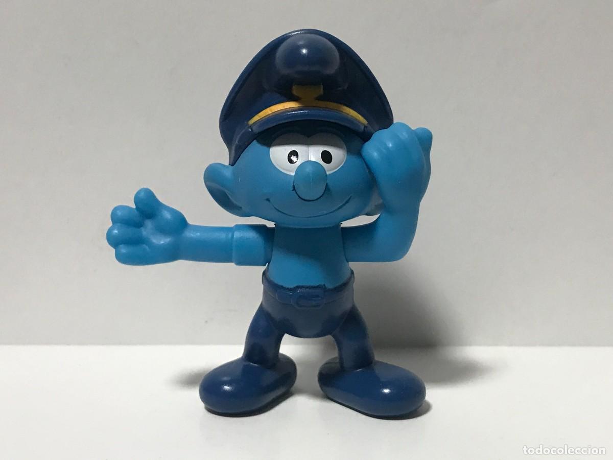 Figuras de goma y PVC: McDONALDS, LOS PITUFOS, THE SMURFS, PITUFO POLICIA (4)