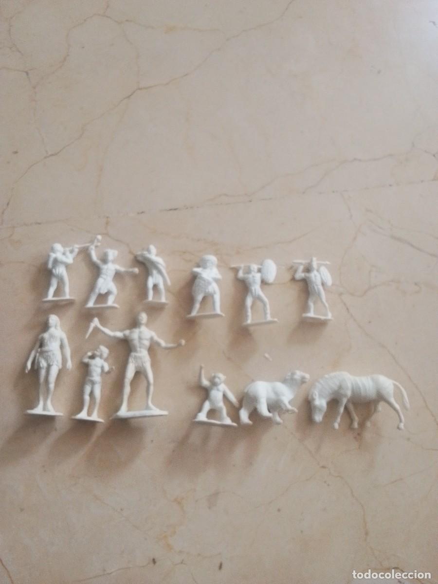 Figuras de goma y PVC: S&eacute;rie tarzan figuras de pl&aacute;stico. Creaciones Reymont. Buen Estado.