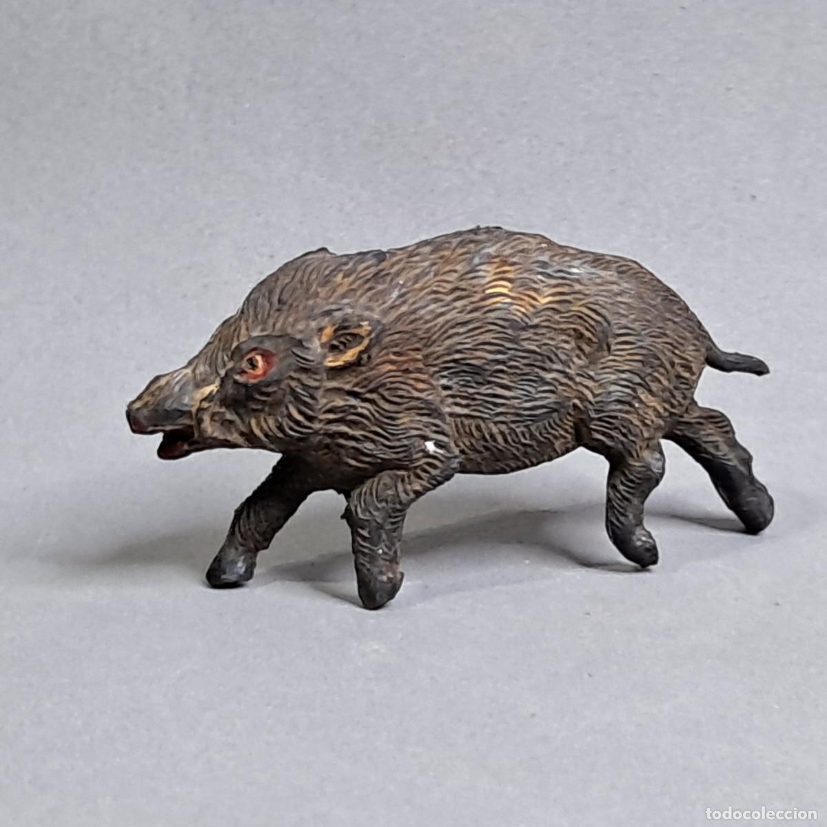 Figuras de goma y PVC: Antigua figura de un Jabal&iacute; referencia 164 de la colecci&oacute;n Animales de PECH Hermanos, a&ntilde;o 1956