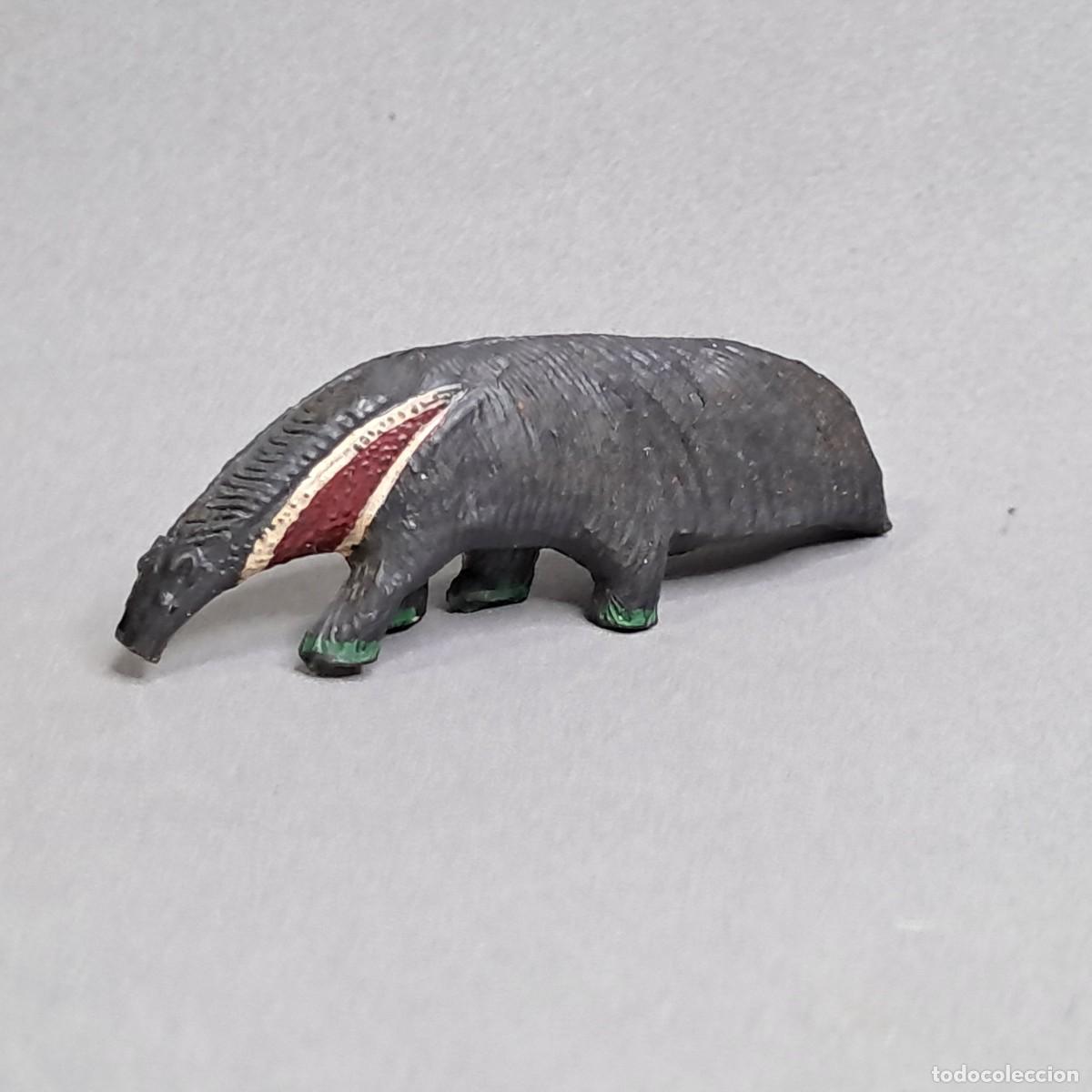 Figuras de goma y PVC: Antigua figura de un Oso hormiguero de PECH Hermanos, a&ntilde;os 50