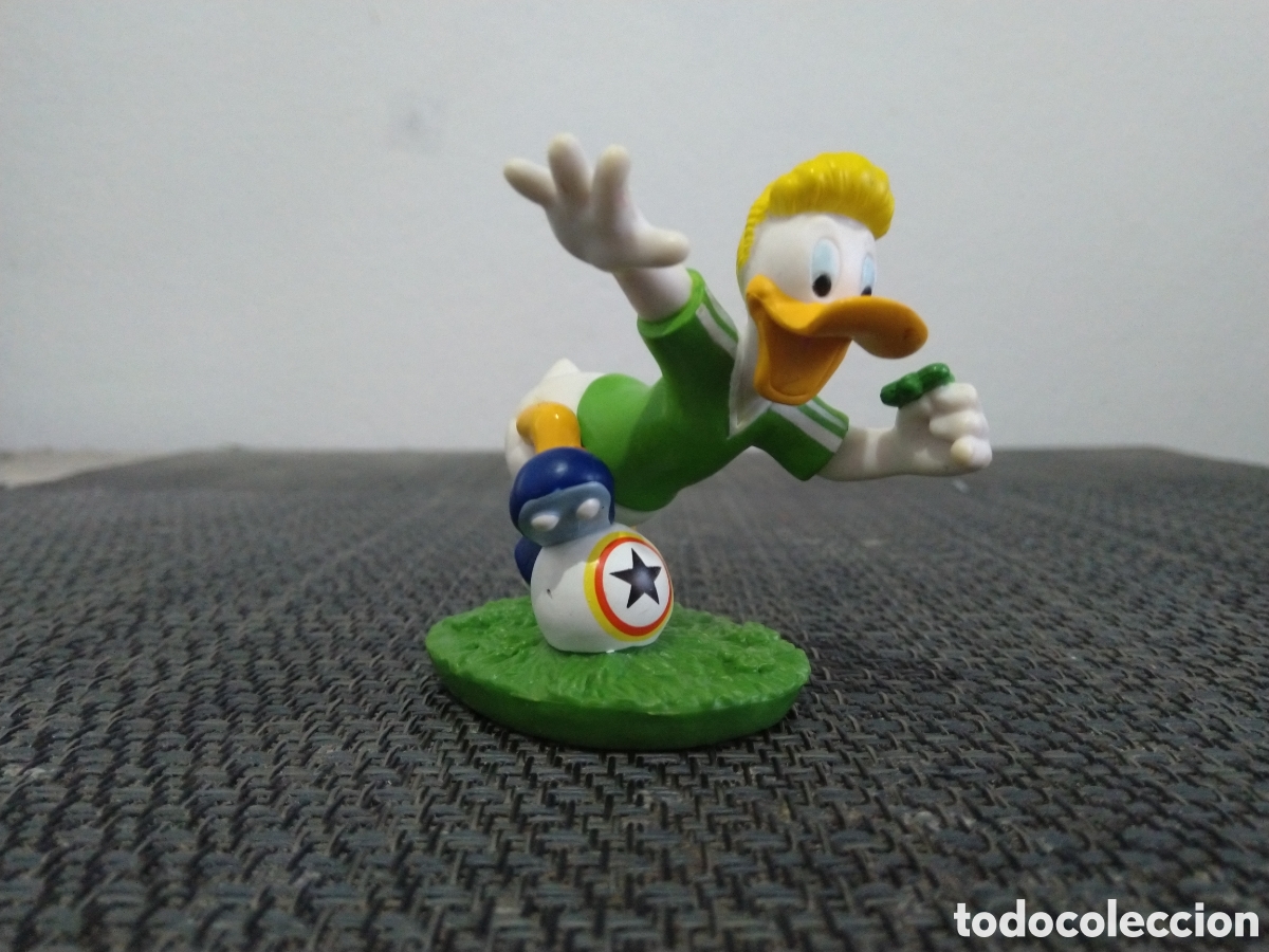 Figuras de goma y PVC: FIGURA PVC MUNDIAL MICKEY &copy;WALT DISNEY FUTBOL FOOTBALL MICKEY Y SUS AMIGOS