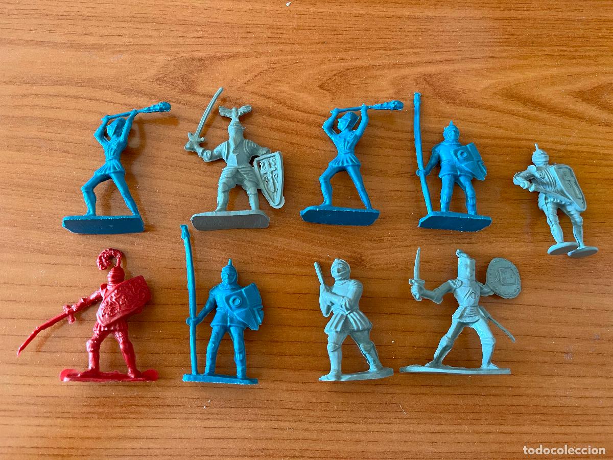Figuras de goma y PVC: MONTAPLEX - LOTE DE SOLDADOS MEDIEVALES 4/5CM