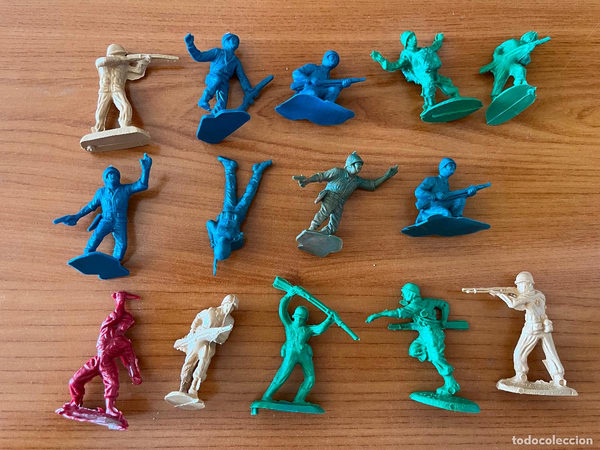 Figuras de goma y PVC: MONTAPLEX - LOTE DE SOLDADOS WWII 4/5CM