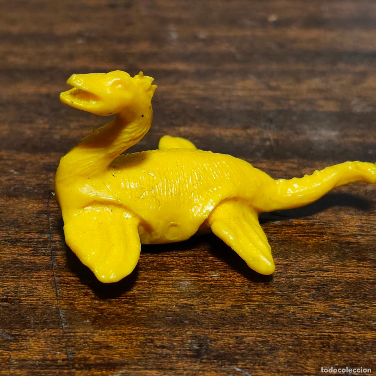 Figuras de goma y PVC: Vintage 90's mini rubber dinosaurs monsters from Spain by Matutano / Chupa Chups lago Ness dinosauri