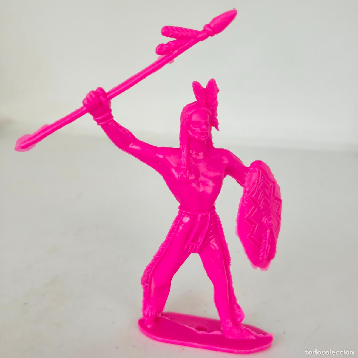 Figuras de goma y PVC: FIGURA GUERRERO INDIO OESTE COLOR FUCSIA MARCA COMANSI