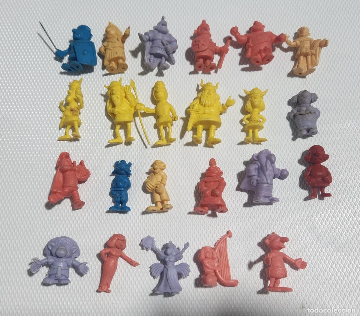 Figuras de goma y PVC: ASTERIX lote de 23 miniaturas DUNKIN monocromaticas VINTAGE todas diferentes