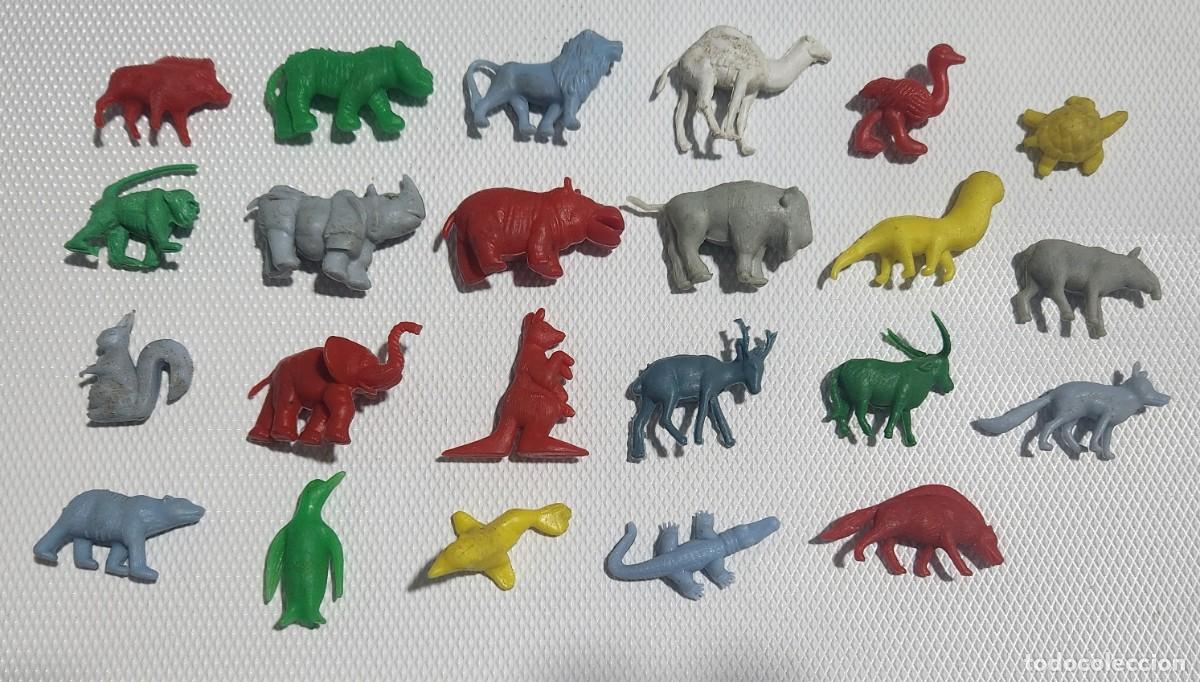 Figuras de goma y PVC: ANIMALES SALVAJES lote de 23 miniaturas DUNKIN monocromaticas VINTAGE todos diferentes
