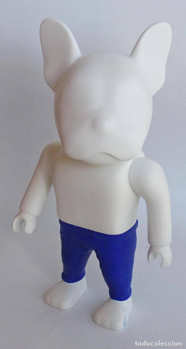 Figuras de goma y PVC: FIGURA DE BULLDOG FRANCES DE JACK & JONES MIDE DE ALTO 24 CM