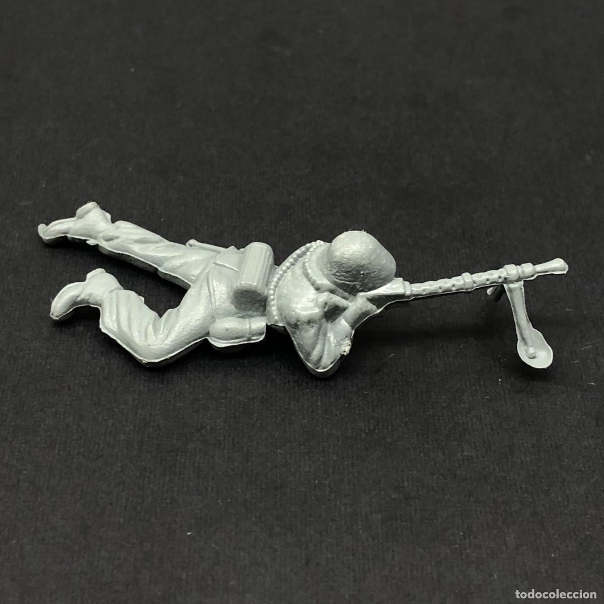 Figuras de goma y PVC: FIGURA DE SOLDADO MILITAR DE LA II GUERRA MUNDUAL - VINTAGE - 7 CM / 1567