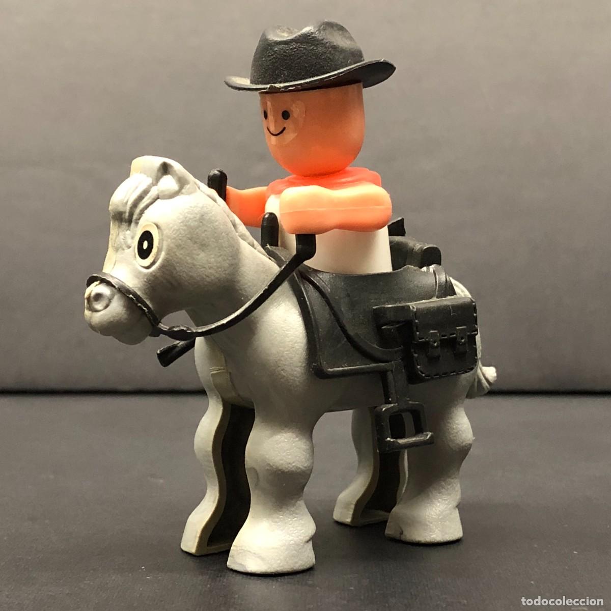 Figuras de goma y PVC: FIGURA DE VAQUERO BULLYCAN EN SU CABALLO - 1980'S - VINTAGE - 5 CM / 1575
