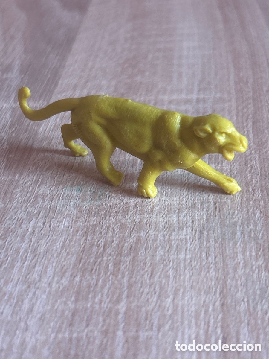 Figuras de goma y PVC: ANTIGUA FIGURA PANTERA DE PECH pl&aacute;stico