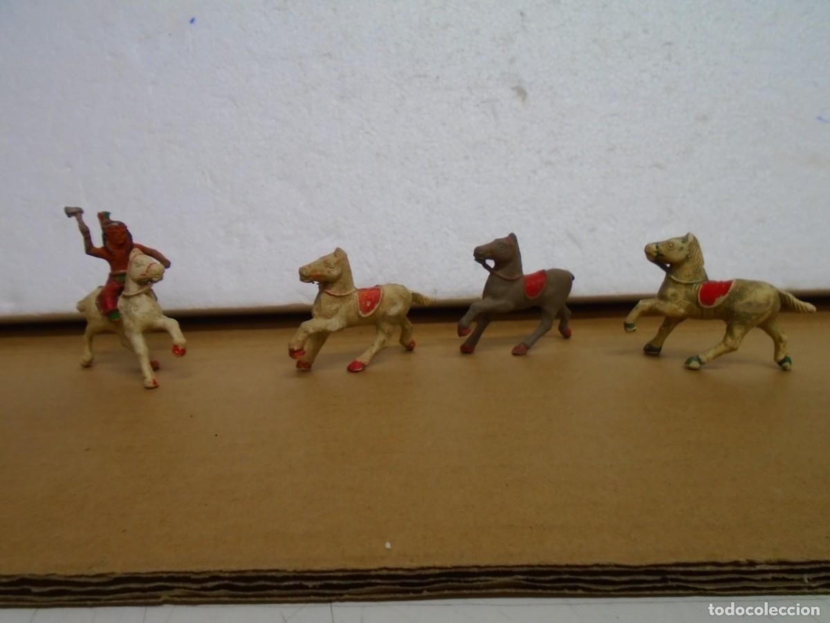 Figuras de goma y PVC: LOTE DE CABALLOS E INDIO PLASTICO A&Ntilde;OS 60,REAMSA,JECSAN,PECH O LAFREDO.