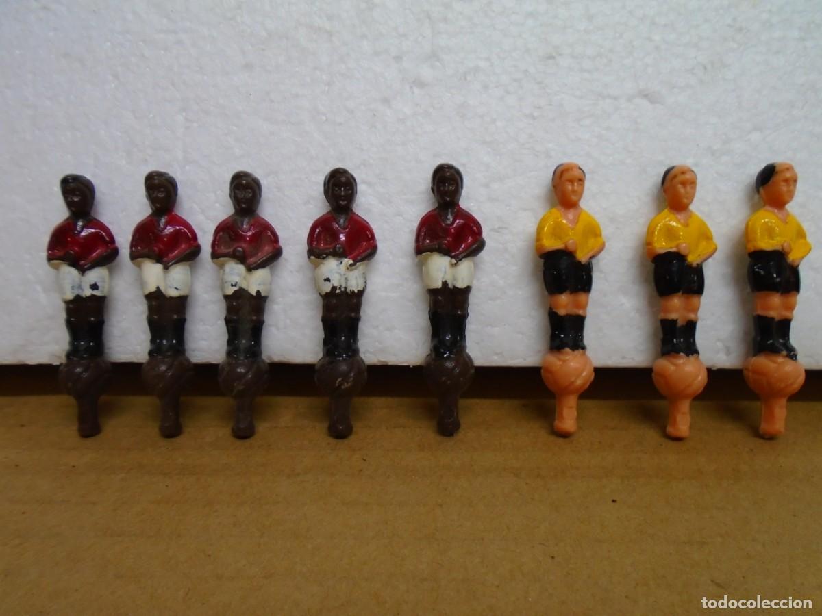 Figuras de goma y PVC: LOTE DE 8 FIGURAS DE PLASTICO DEL FUTBOLIN PERMA,A&Ntilde;O&Ntilde;S 60.