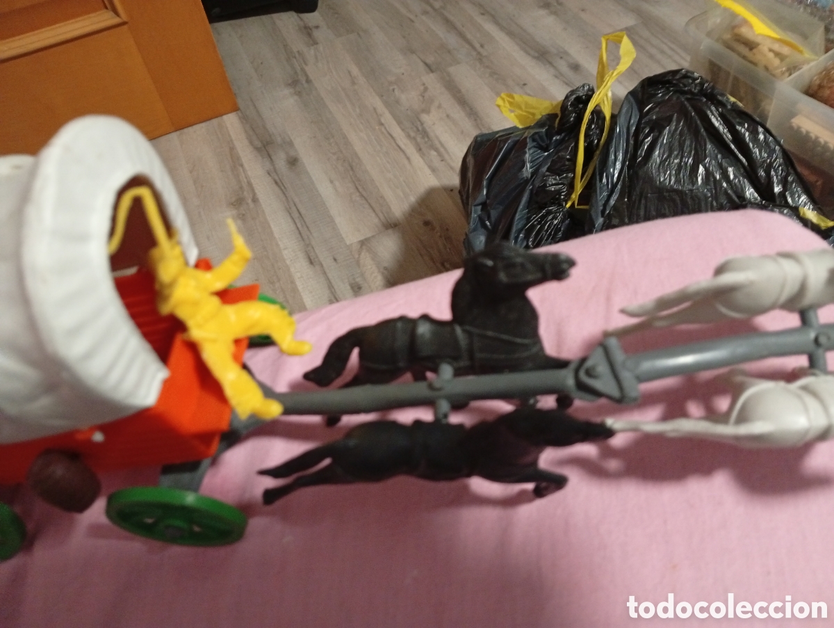 Figuras de goma y PVC: Carreta reansa gomarsa comansi... - Foto 2