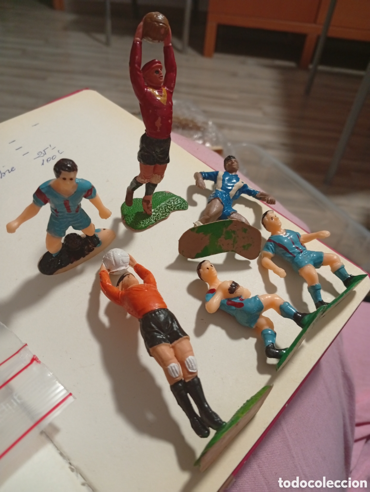 Figuras de goma y PVC: Figuras futbol jecsan buen estado
