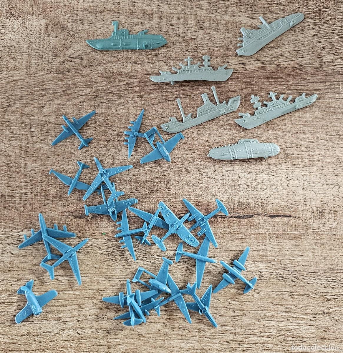 Figuras de goma y PVC: MONTAPLEX MONTA PLEX - Lote de aviones barcos y submarinos planos
