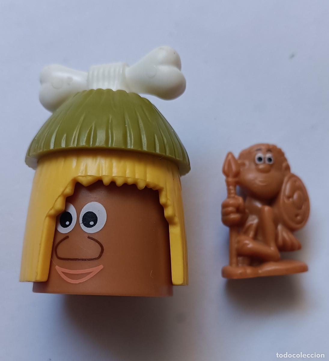 Figuras de goma Kinder: CABA&Ntilde;A KINDER TRIBU NEGRITO CHABOLA CHOZA MINIATURA MINI SIMULA PAJA TIENDA CAMPA&Ntilde;A