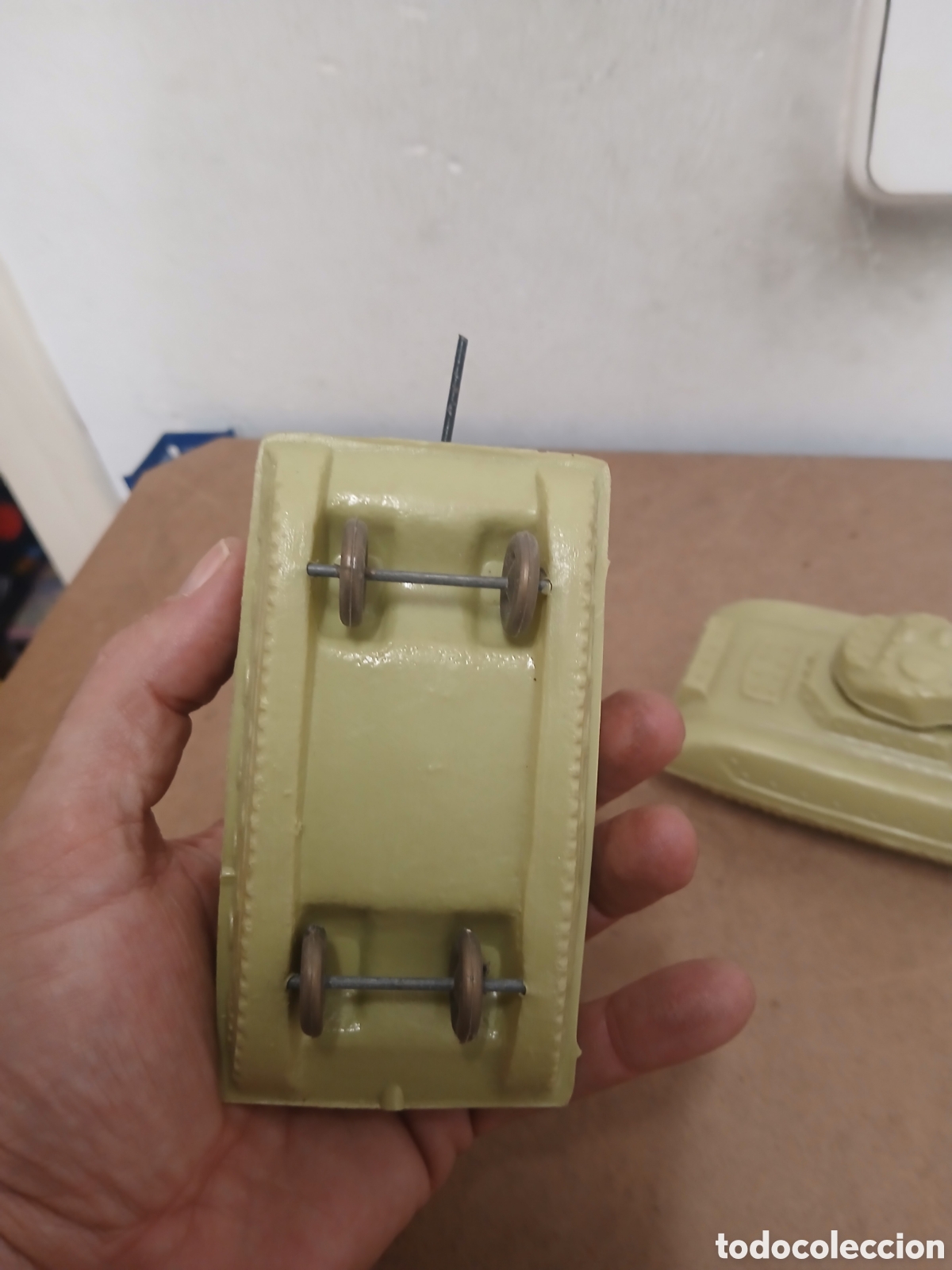 Figuras de goma y PVC: Reamsa pareja de tanques - Foto 6