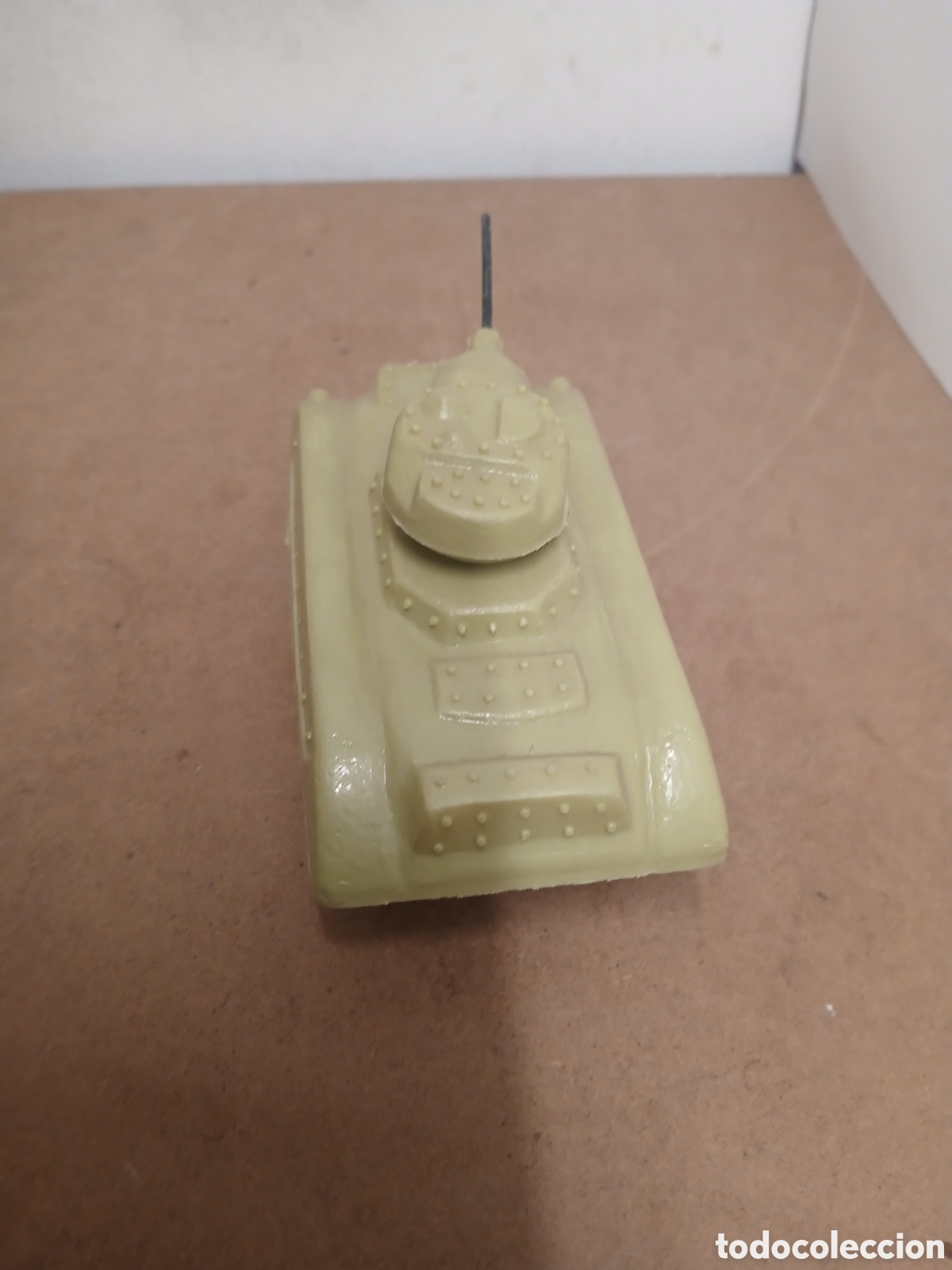 Figuras de goma y PVC: Reamsa pareja de tanques - Foto 8