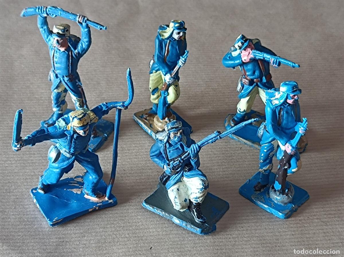 Figuras de goma y PVC: FIGURAS DE PL&Aacute;STICO LEGI&Oacute;N EXTRANJERA FRANCESA FABRICANTE PECH HERMANOS