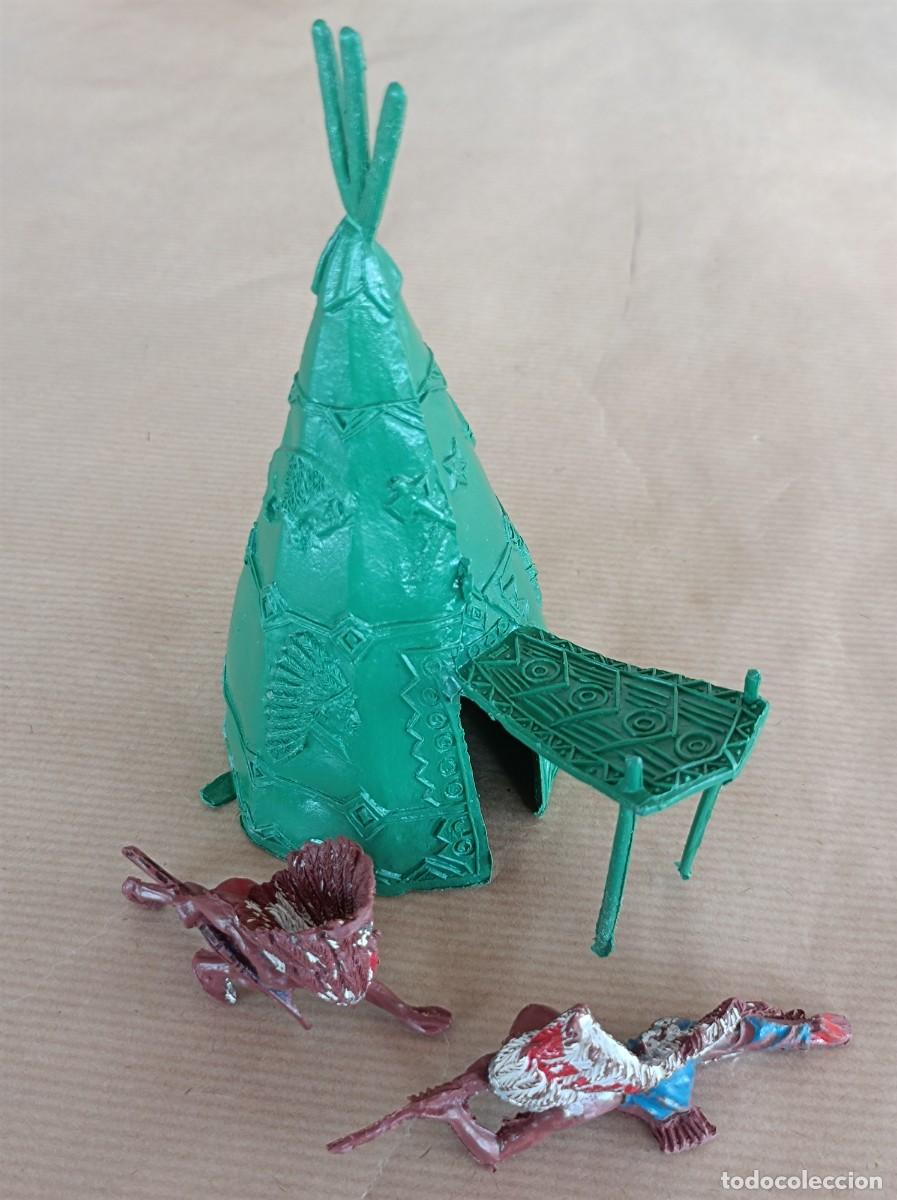 Figuras de goma y PVC: FIGURAS DE PL&Aacute;STICO INDIOS CON TIPY TIENDA INDIA FABRICANTE PECH HERMANOS